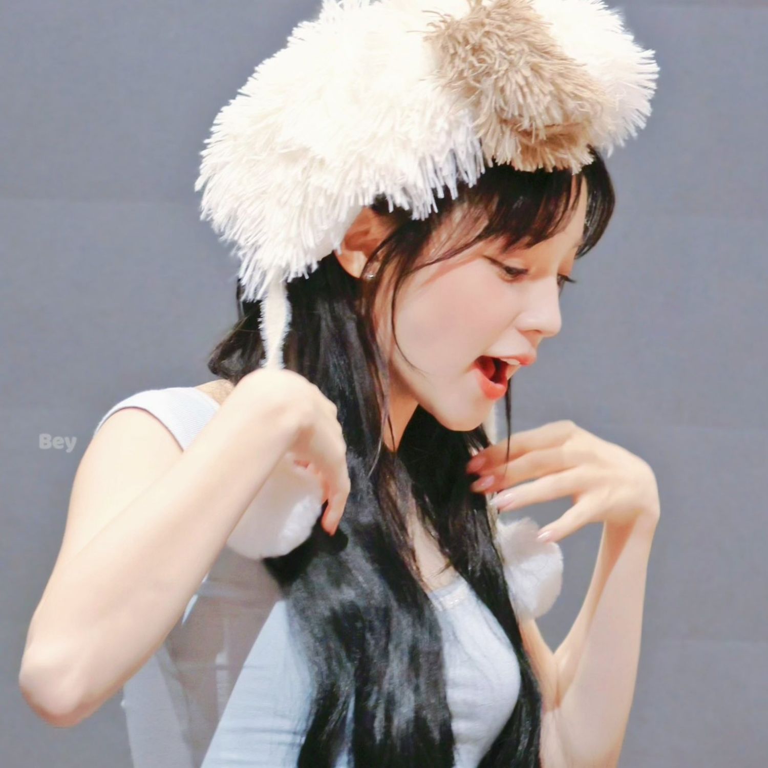 Behind-the-scenes cut of Yuqi (i-dle)