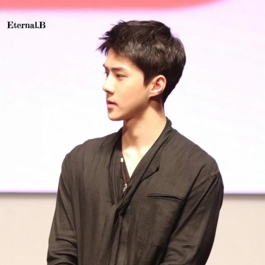 세훈 (EXO)의 최신 사진