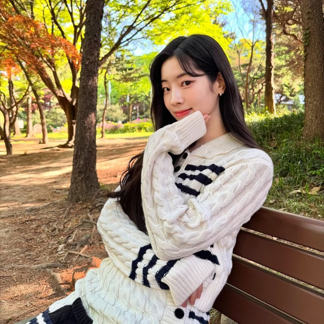 Recent activity shot of Dahyun (TWICE)