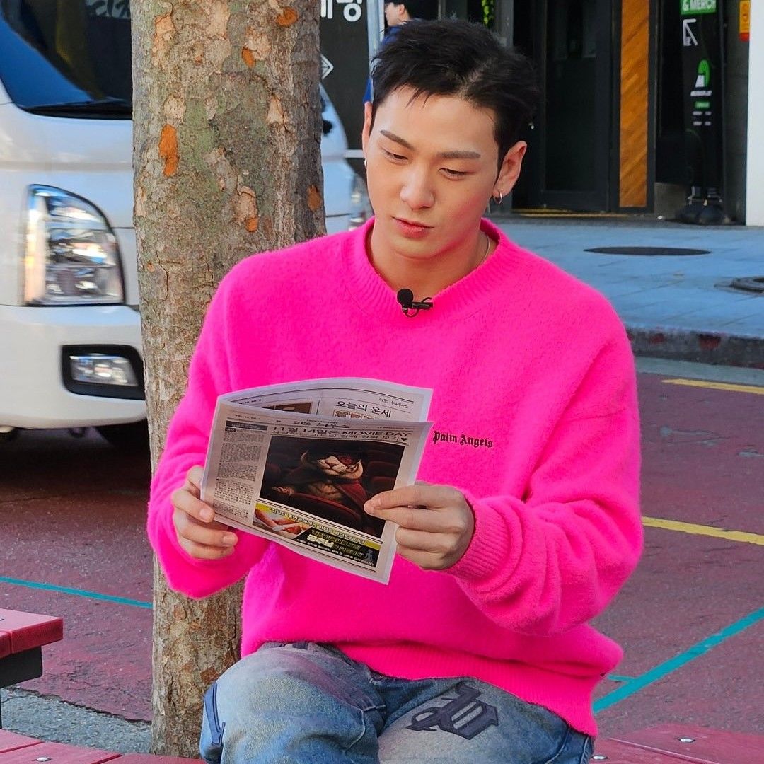 Latest photo of Baekho