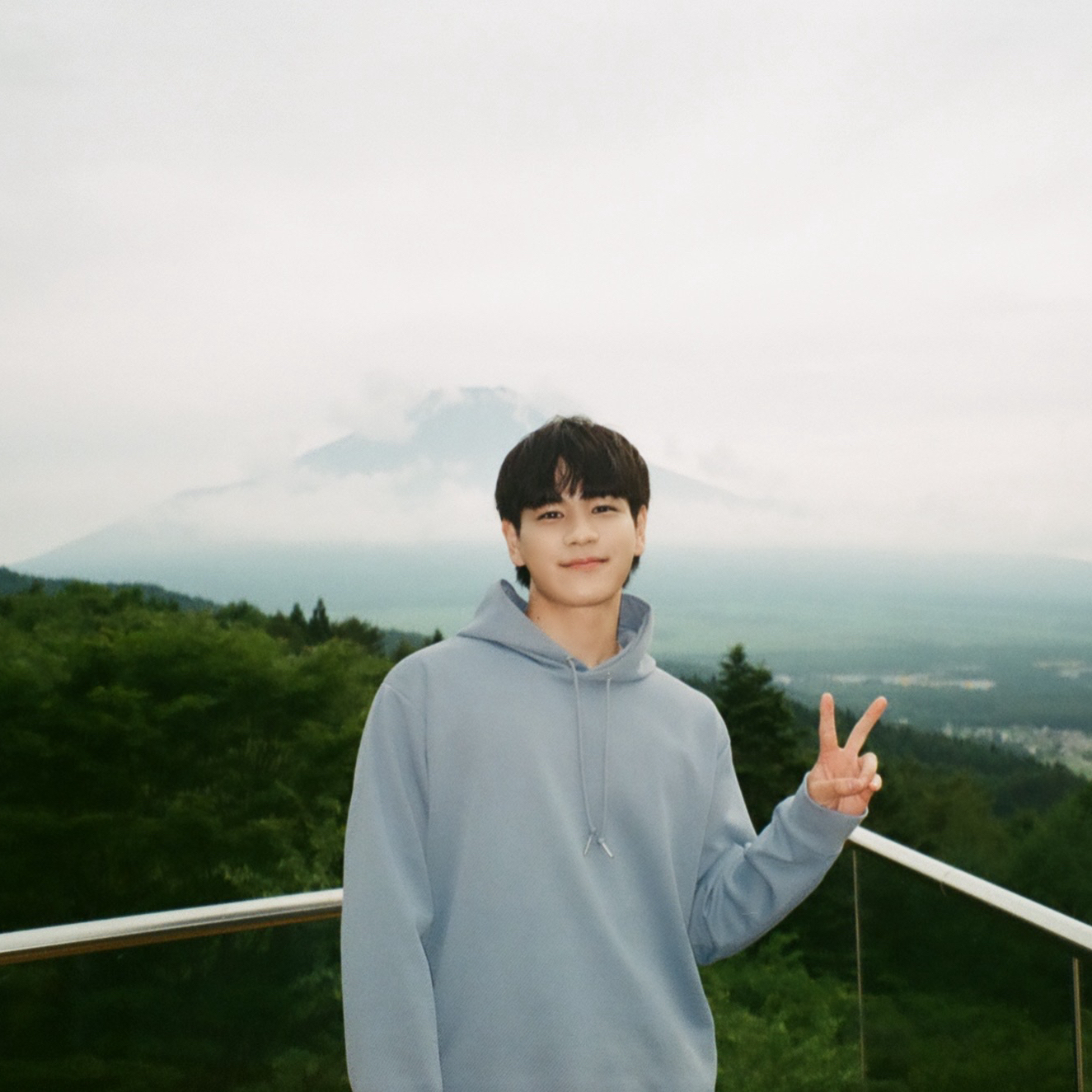 Recent activity shot of Mamehara Issei (JO1)