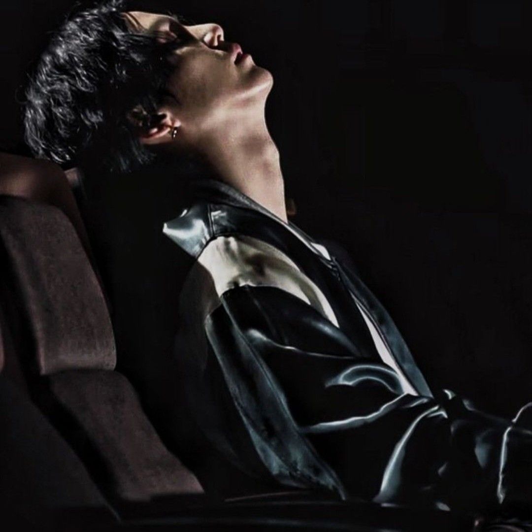 SUGA (防彈少年團)的最新照片