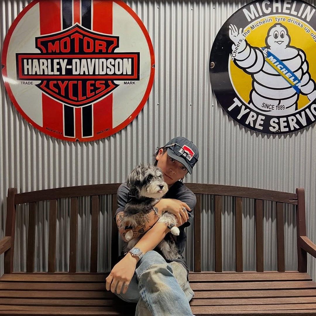 Behind-the-scenes cut of Yuuri