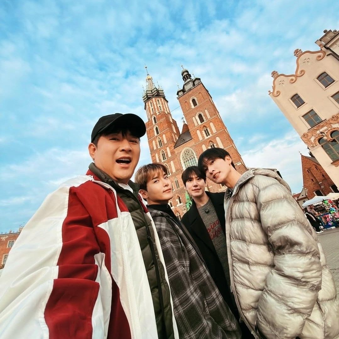 Latest photo of Shindong (Super Junior)