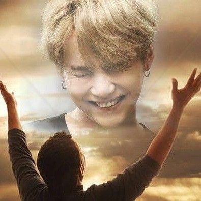 Foto aktivitas terbaru SUGA (BTS)
