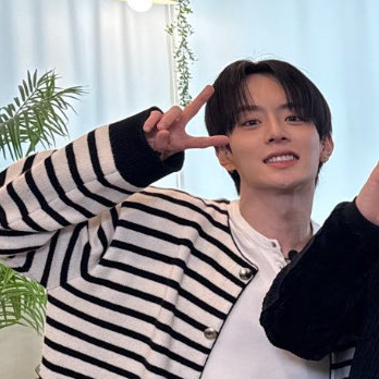 Behind-the-scenes cut of Kangmin (VERIVERY)