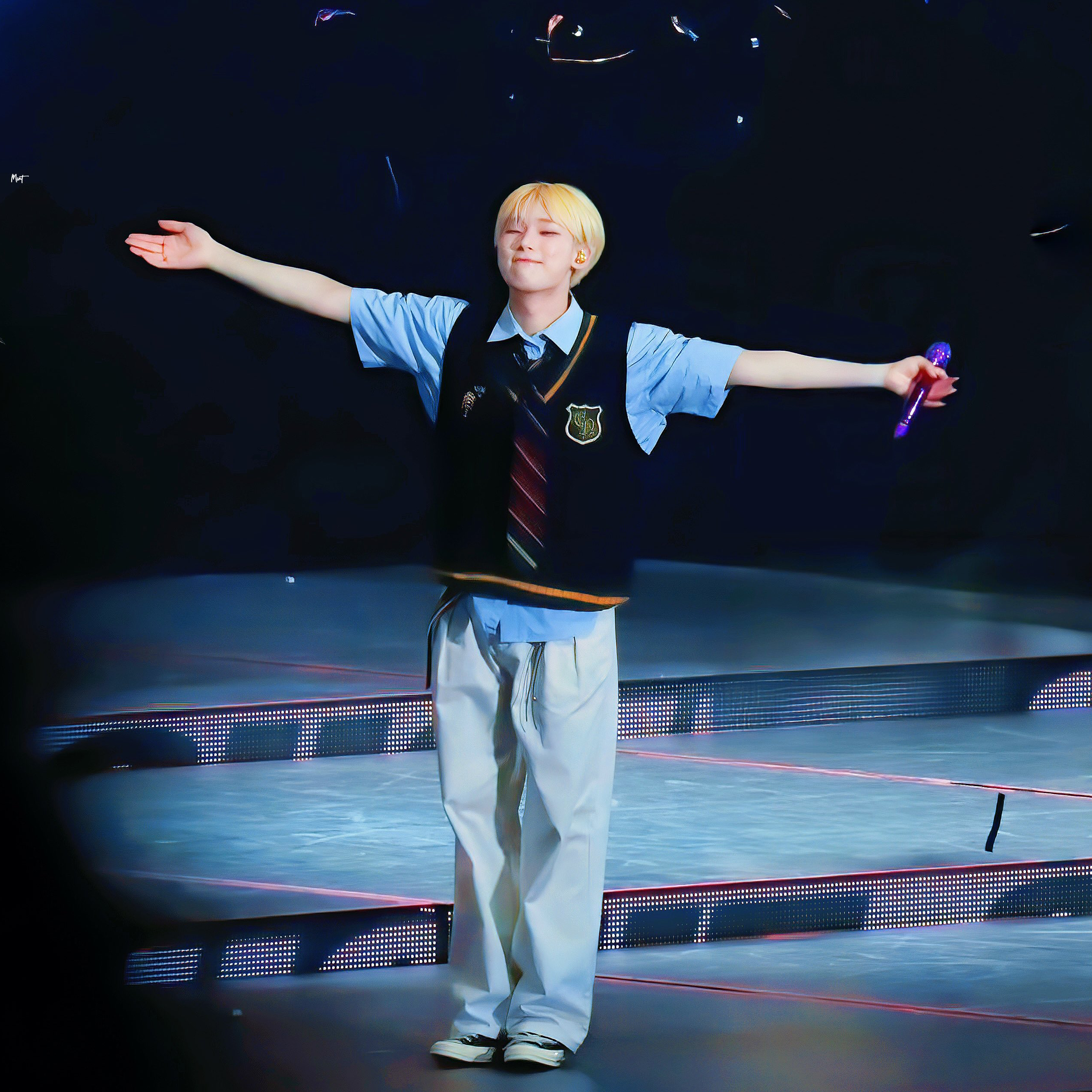 A moment captured by Sunoo (ENHYPEN)'s fan