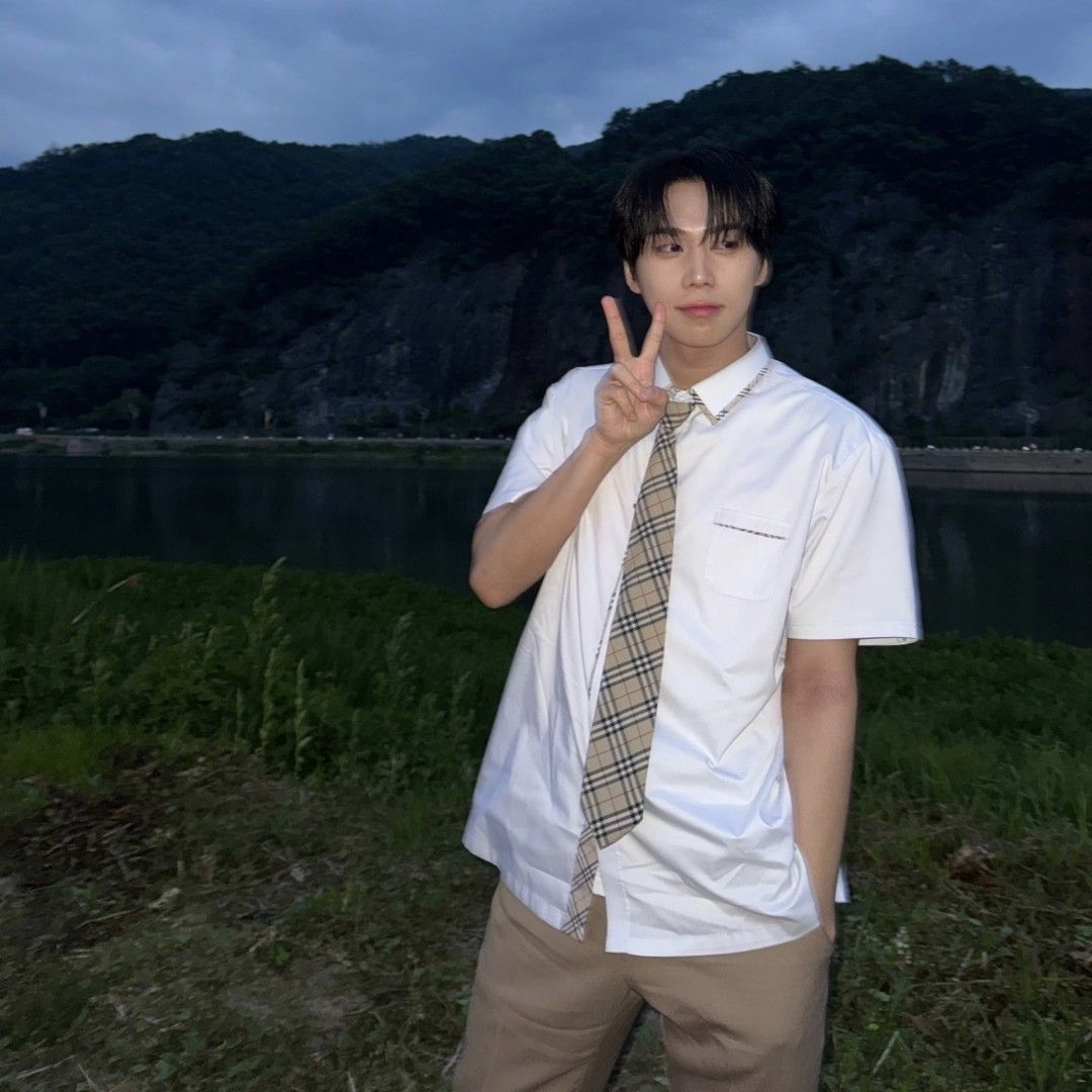 Behind-the-scenes cut of Junseo (BAE173)