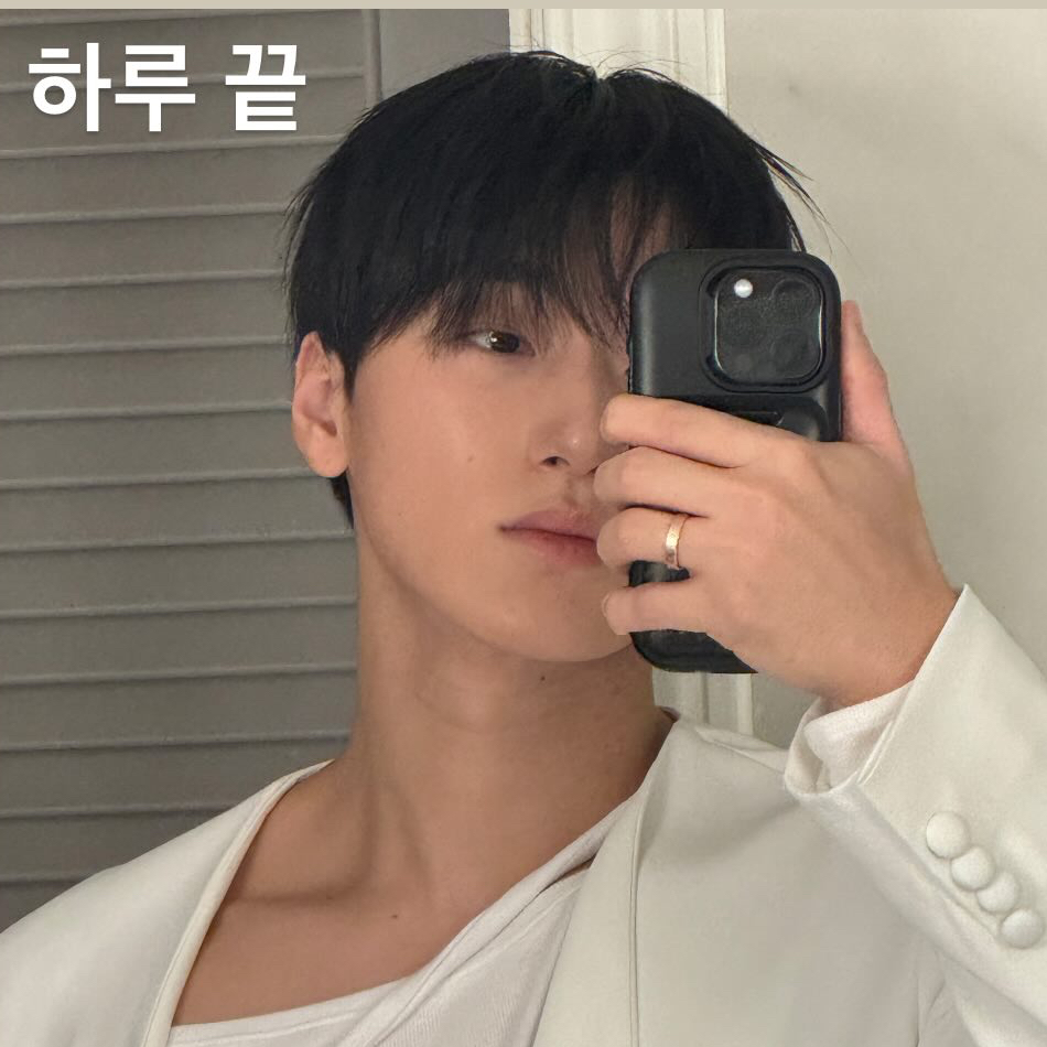 Recent activity shot of San (ATEEZ)