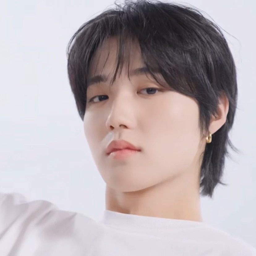 Behind-the-scenes cut of Doyoung (TREASURE)