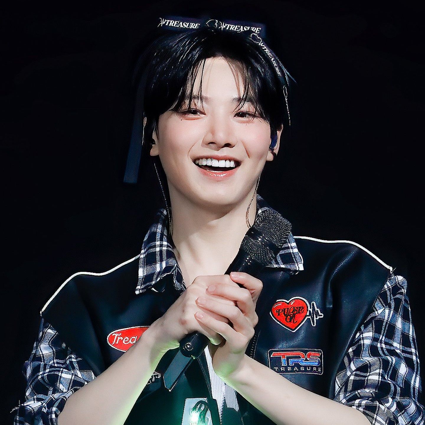 ジュンギュ (TREASURE)の舞台裏ショット