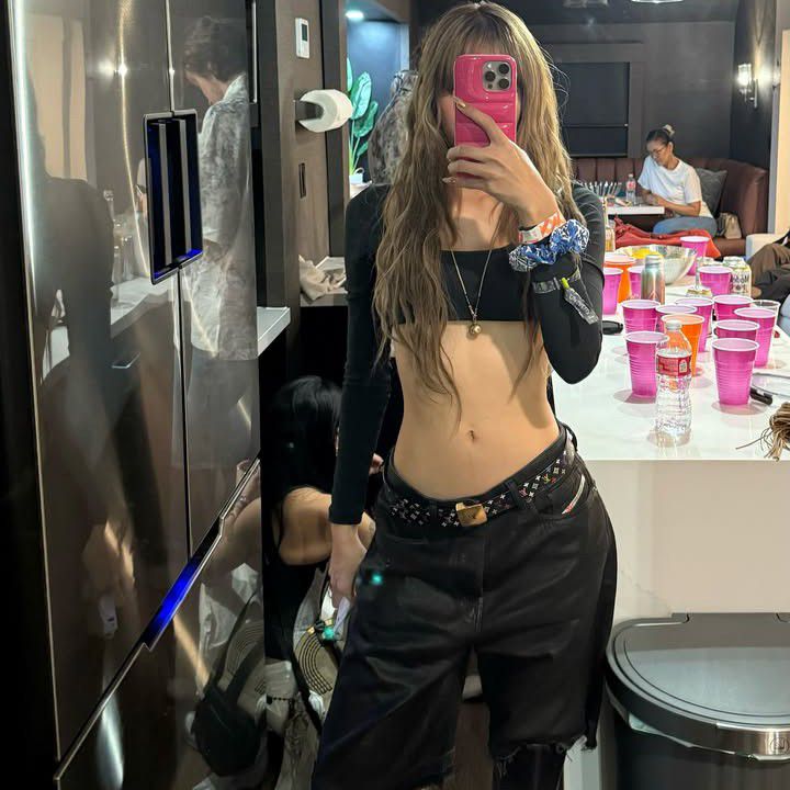 Lisa (BLACKPINK)粉絲拍下的瞬間