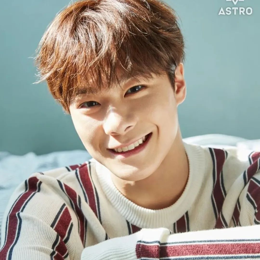 Recent activity shot of Moonbin (ASTRO)
