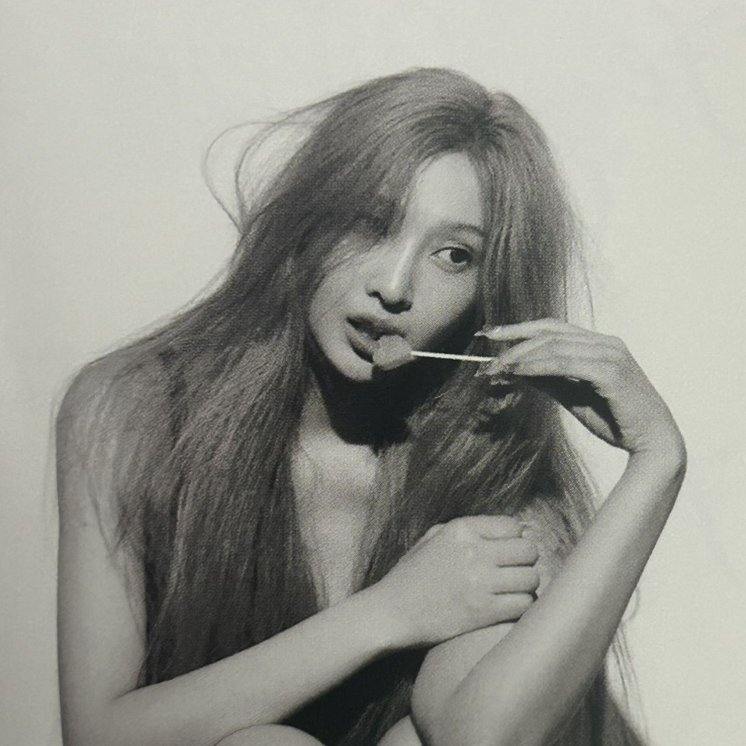 Latest photo of Joy (Red Velvet)