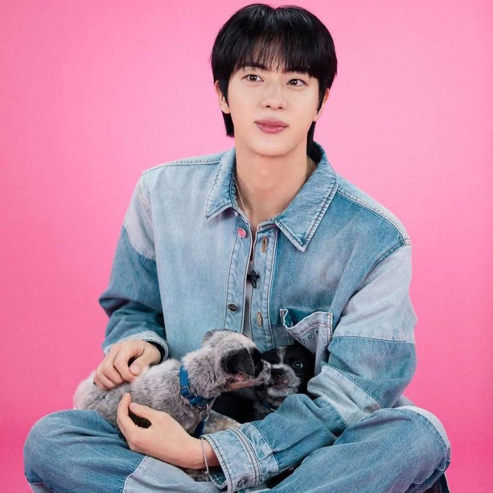Latest photo of Jin (BTS)