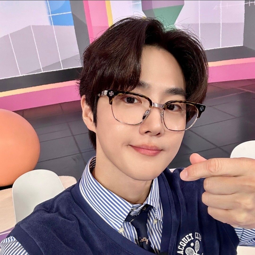 Latest photo of Suho (EXO)