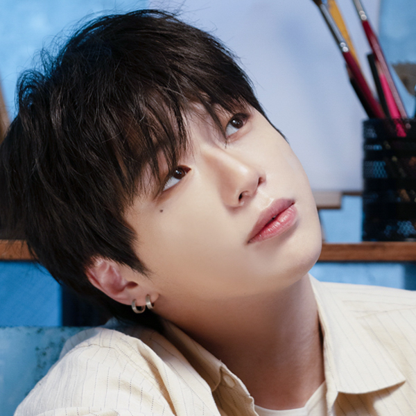 Behind-the-scenes cut of Kang Daniel