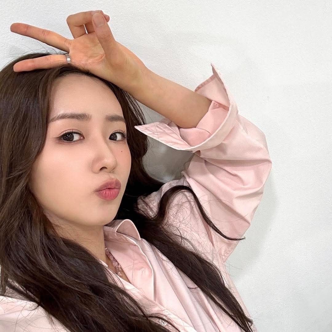 ユン・ボミ (Apink)の最新写真