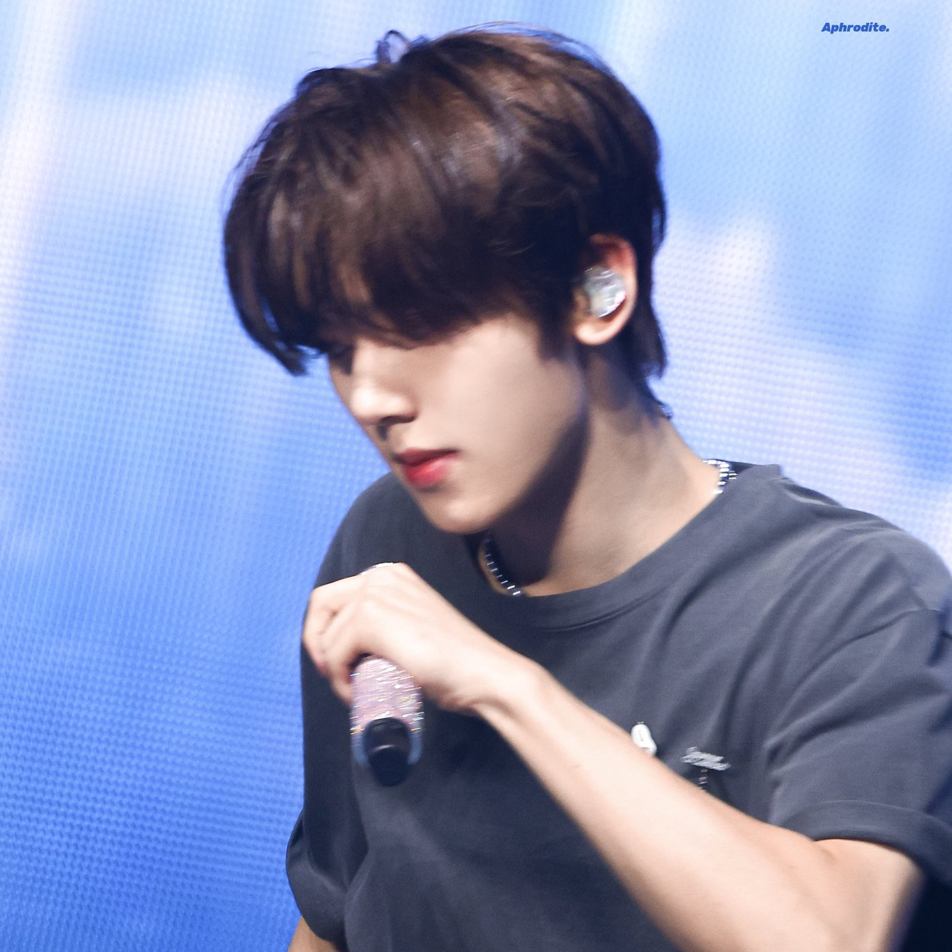 Foto aktivitas terbaru Han Yujin (ZEROBASEONE)