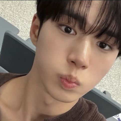 A moment captured by Kim Junseo (ALPHA DRIVE ONE)'s fan