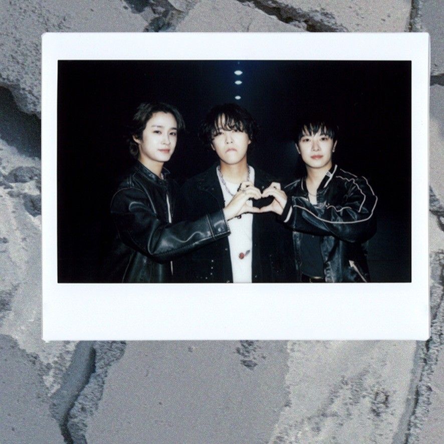 A moment captured by FTIsland's fan