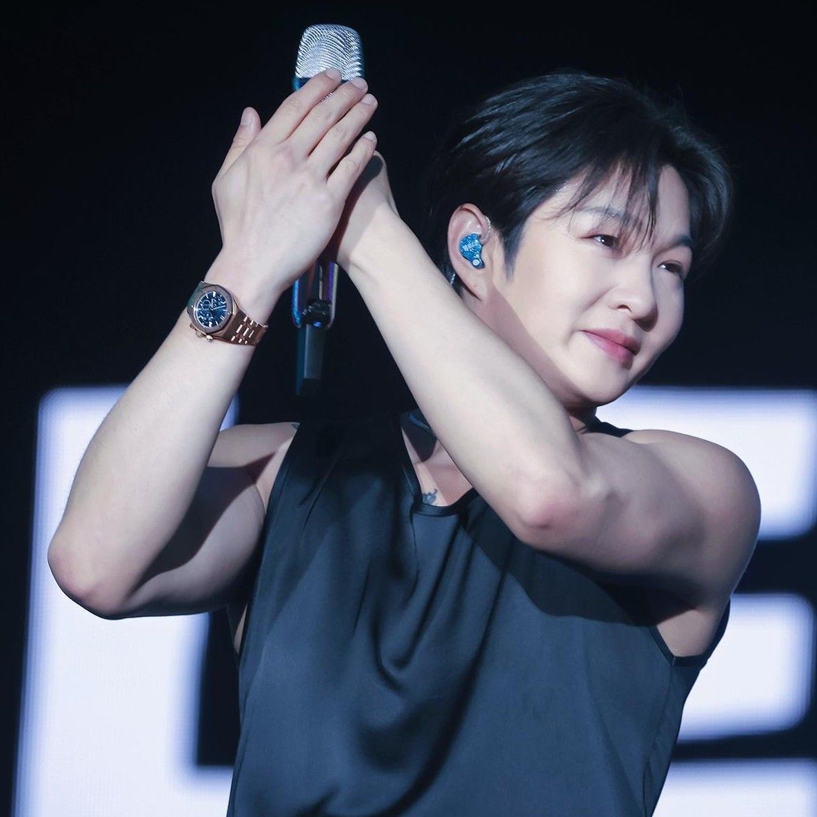 Latest photo of Lee Changsub (BTOB)