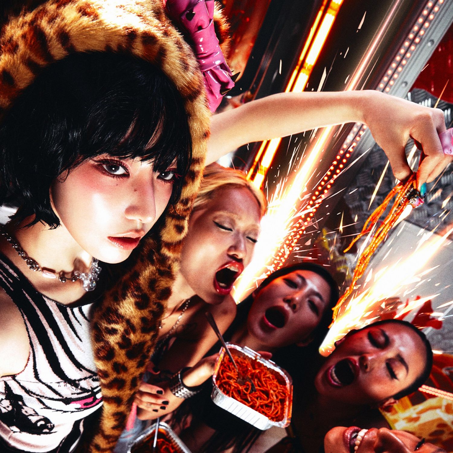 宮脇咲良 (LE SSERAFIM)的最新活动照片