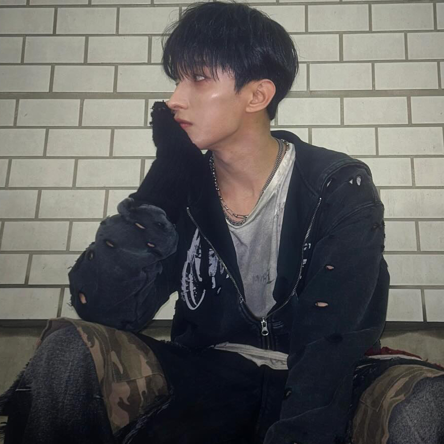 Behind-the-scenes cut of DK (SEVENTEEN)