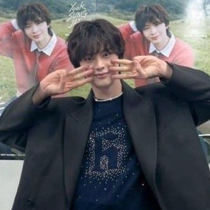 Latest photo of Yook Sungjae (BTOB)