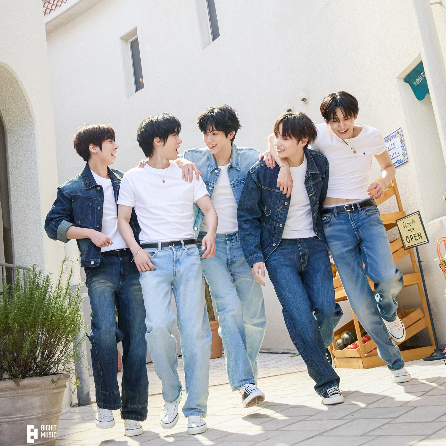Latest photo of TOMORROW X TOGETHER