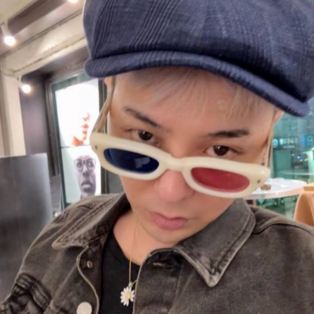 A moment captured by G-DRAGON (BIGBANG)'s fan