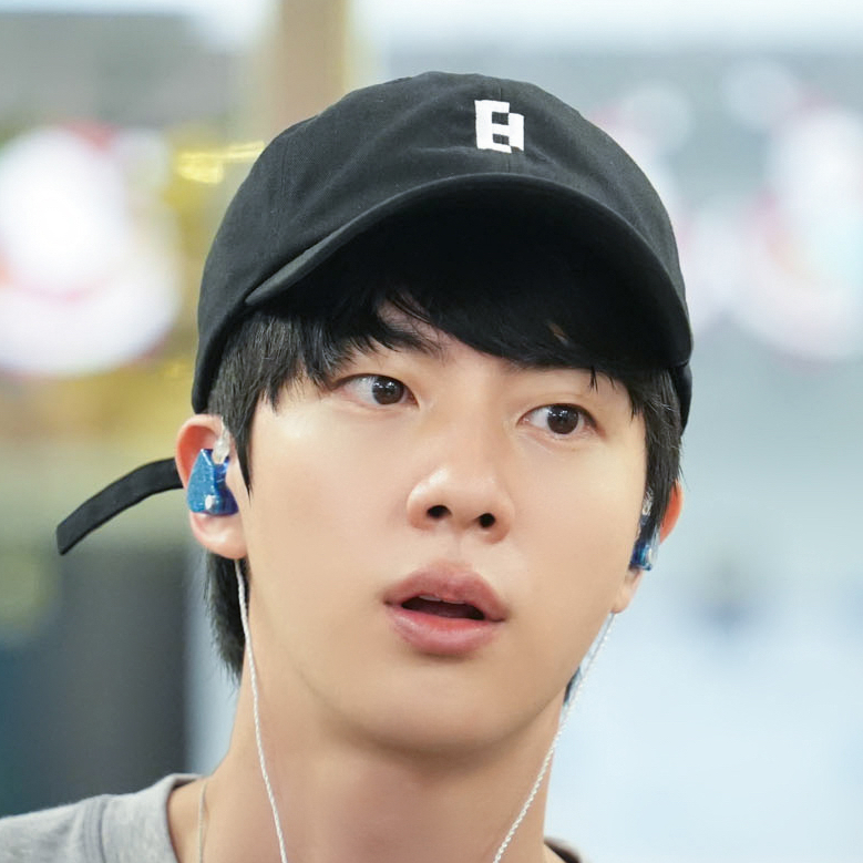 ジン (BTS)の最新写真