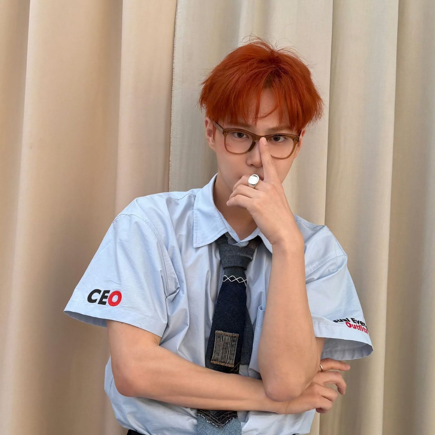Behind-the-scenes cut of Suho (EXO)
