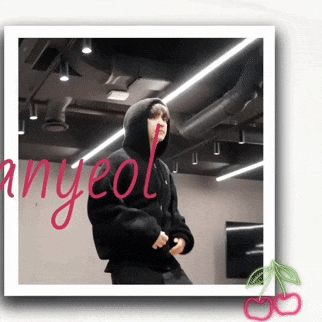 Behind-the-scenes cut of Chanyeol (EXO)