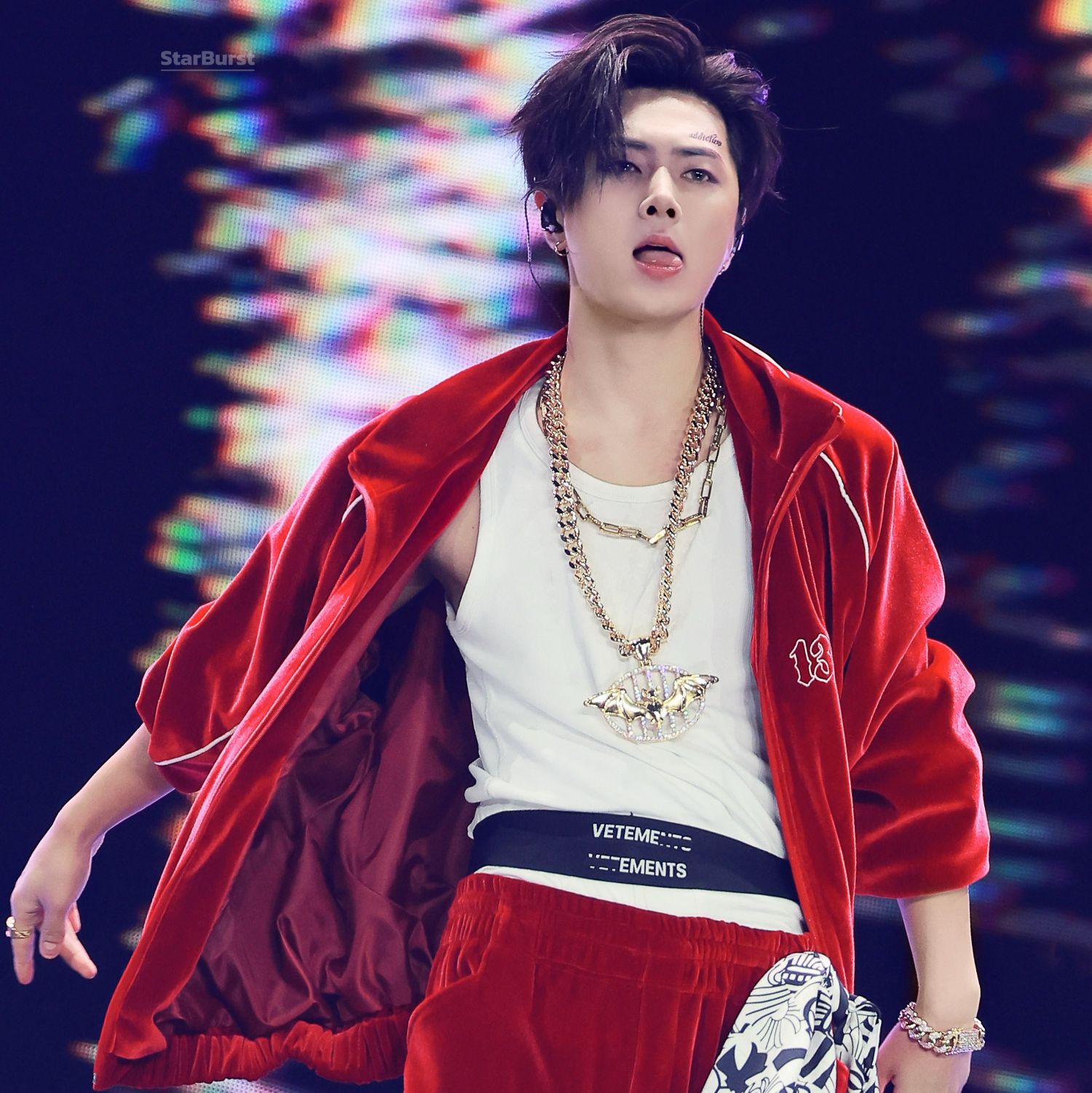 Foto aktivitas terbaru Jay (ENHYPEN)