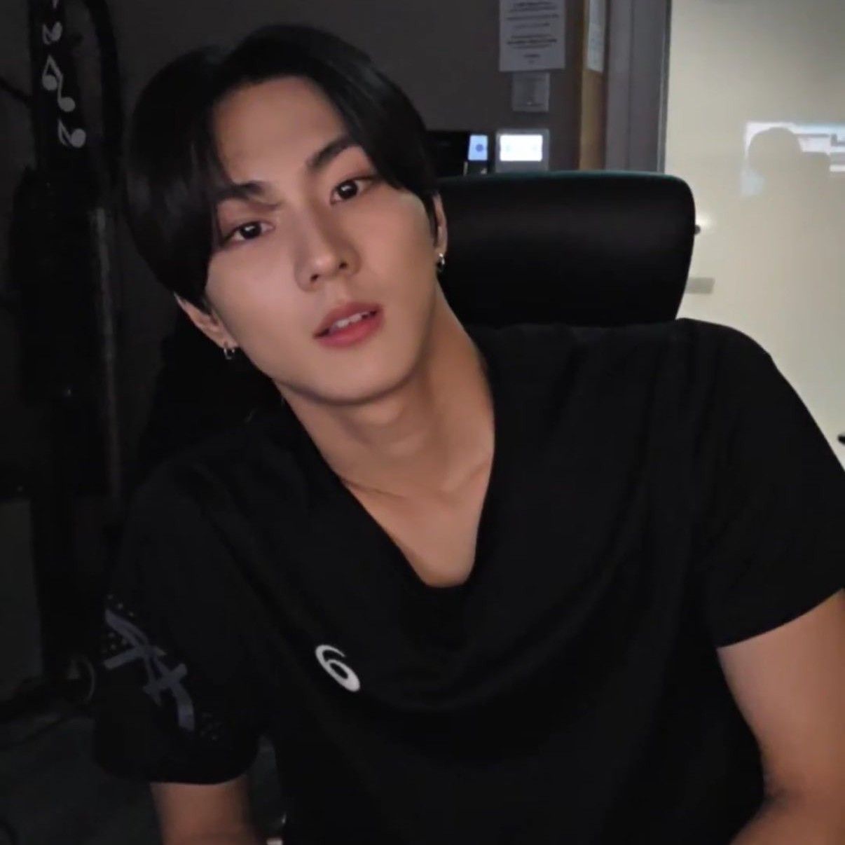 Recent activity shot of Jungwon (ENHYPEN)