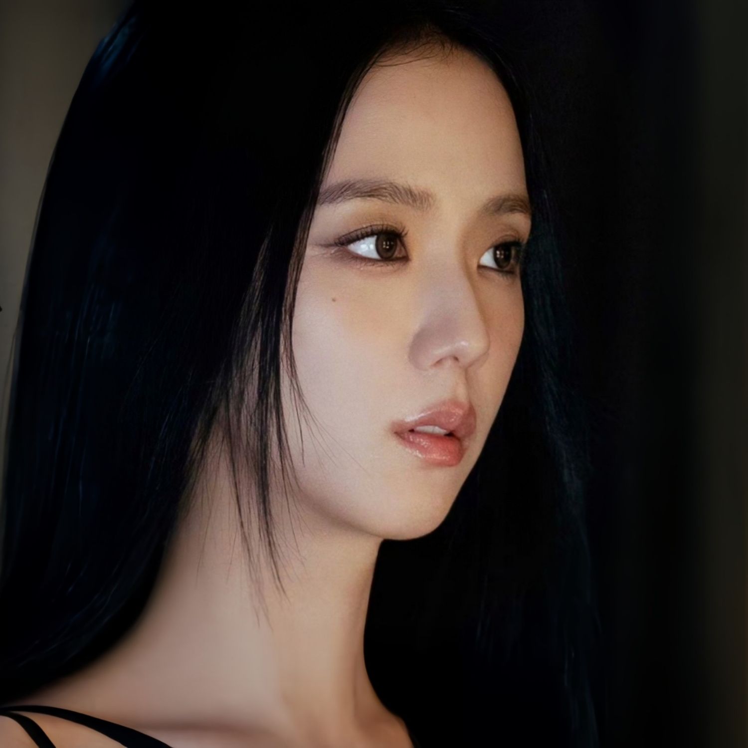 Latest photo of Jisoo (BLACKPINK)