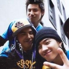 Latest photo of BIGBANG