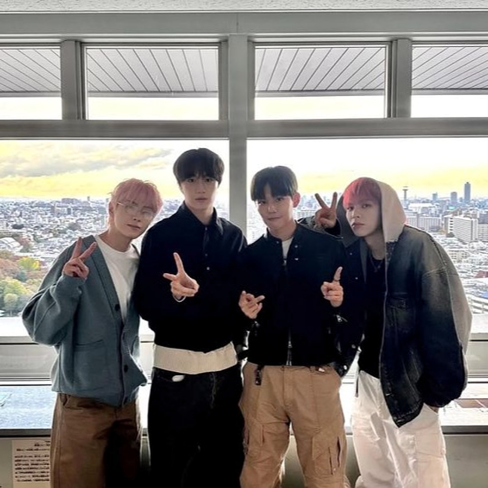 Behind-the-scenes cut of CIX