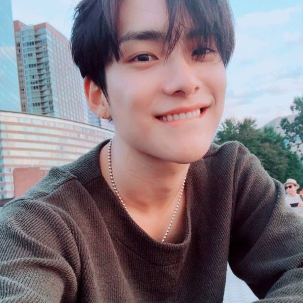 Popular profile image of Jun (A.C.E) selected by votes