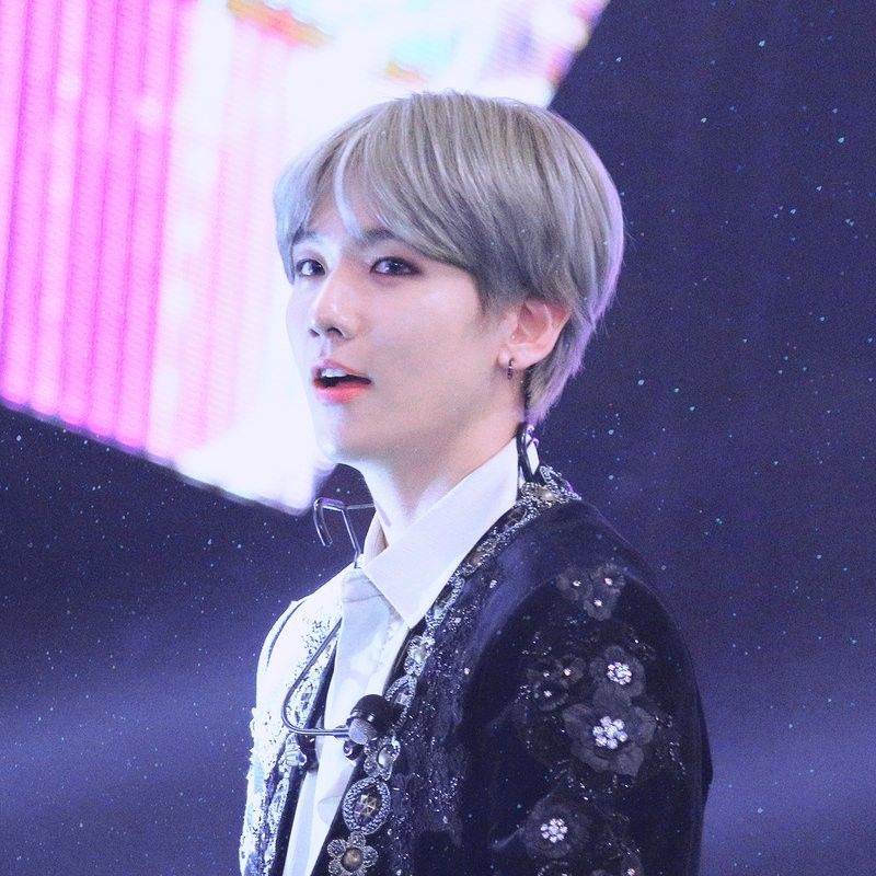 Behind-the-scenes cut of Baekhyun (EXO)