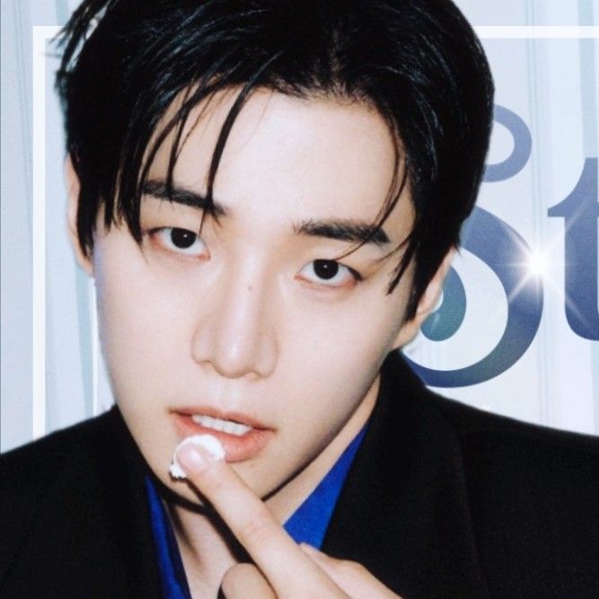 Behind-the-scenes cut of Junho (2PM)