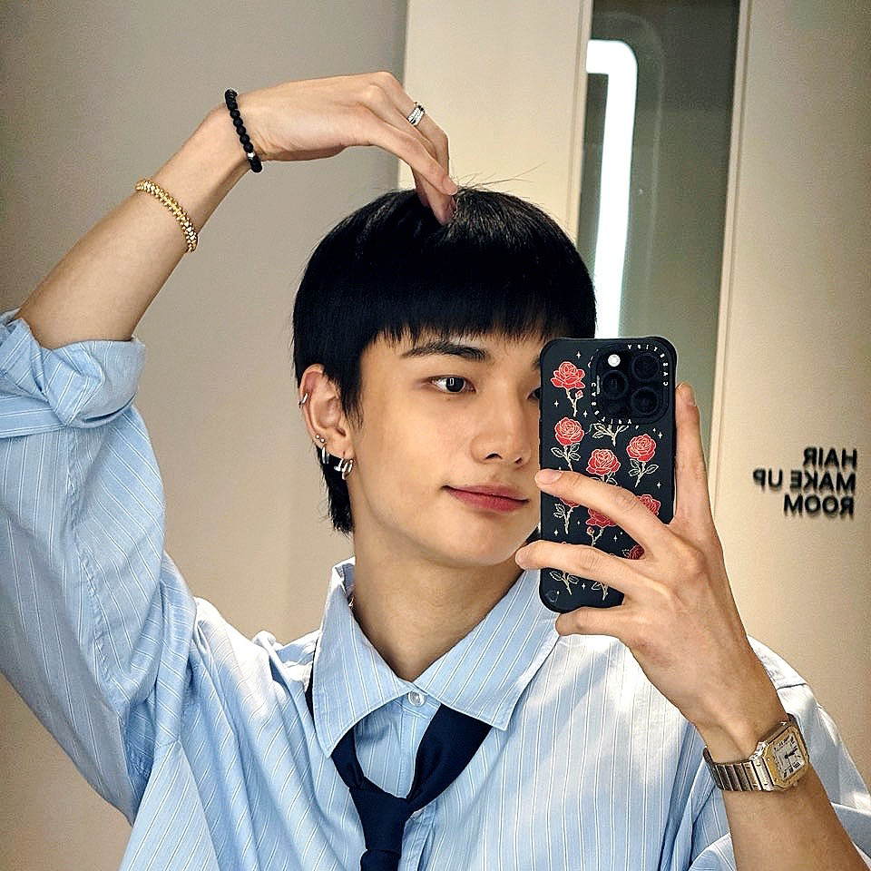 Potret di balik layar Hyunjin (Stray Kids)