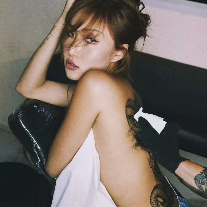 Recent activity shot of Hwasa (MAMAMOO)