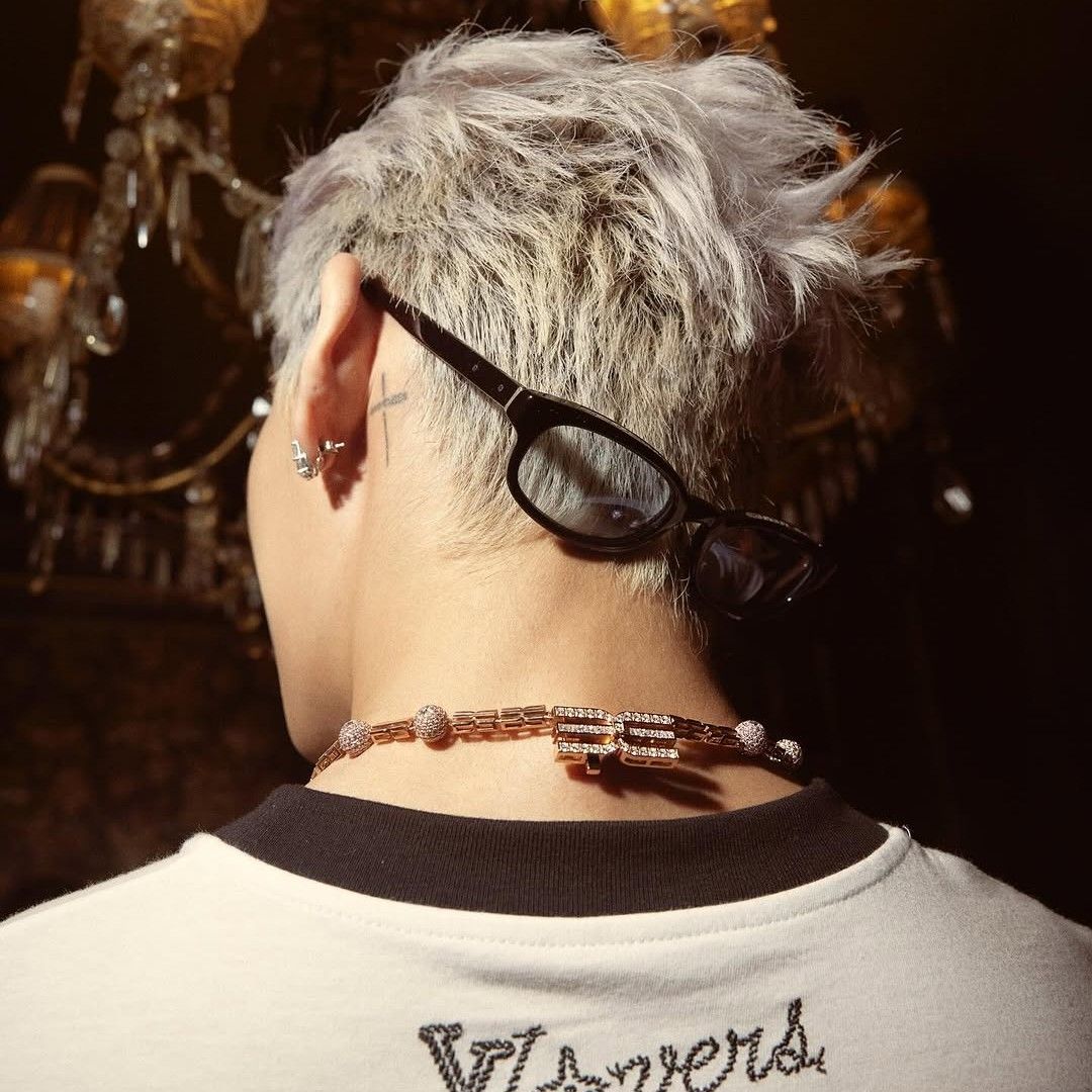 Behind-the-scenes cut of Bambam (GOT7)