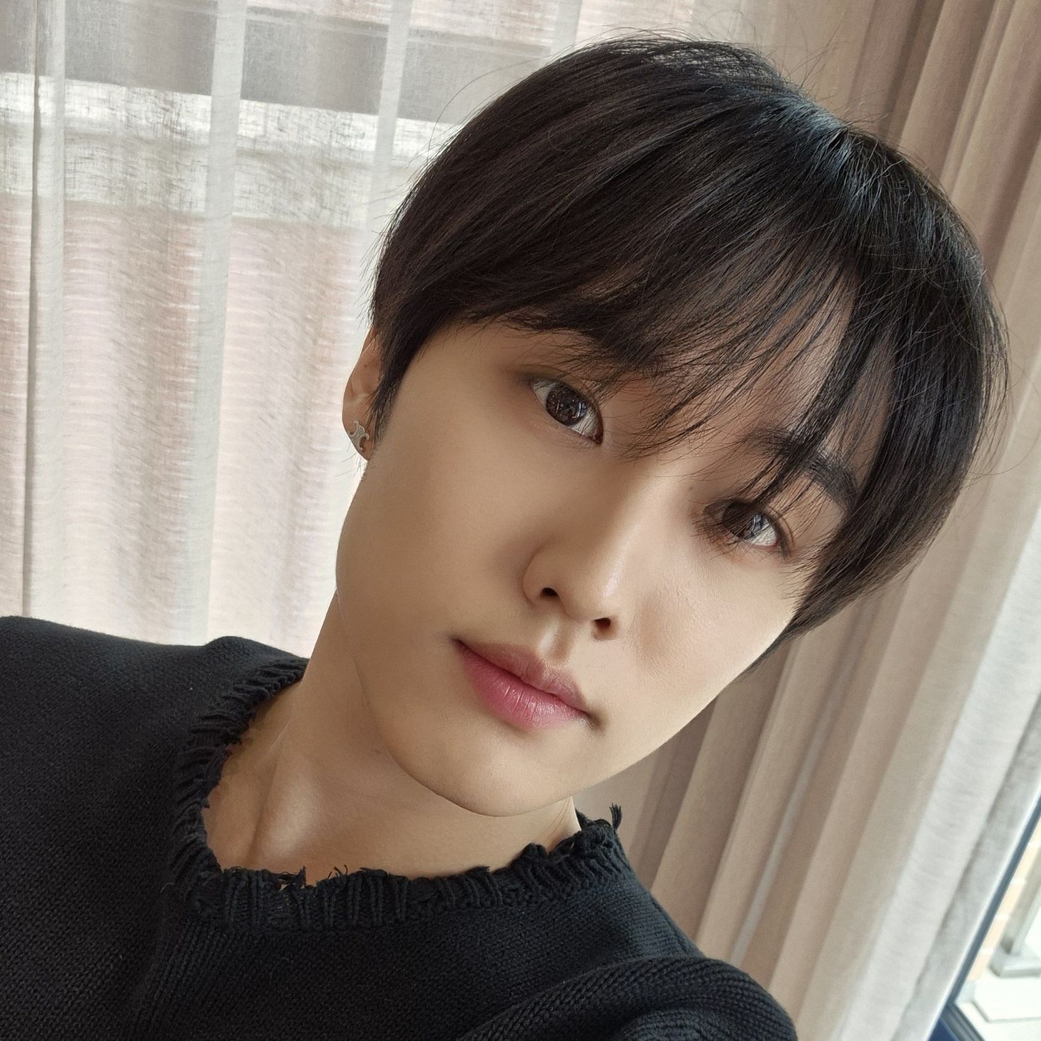 Behind-the-scenes cut of Jacob (THE BOYZ)