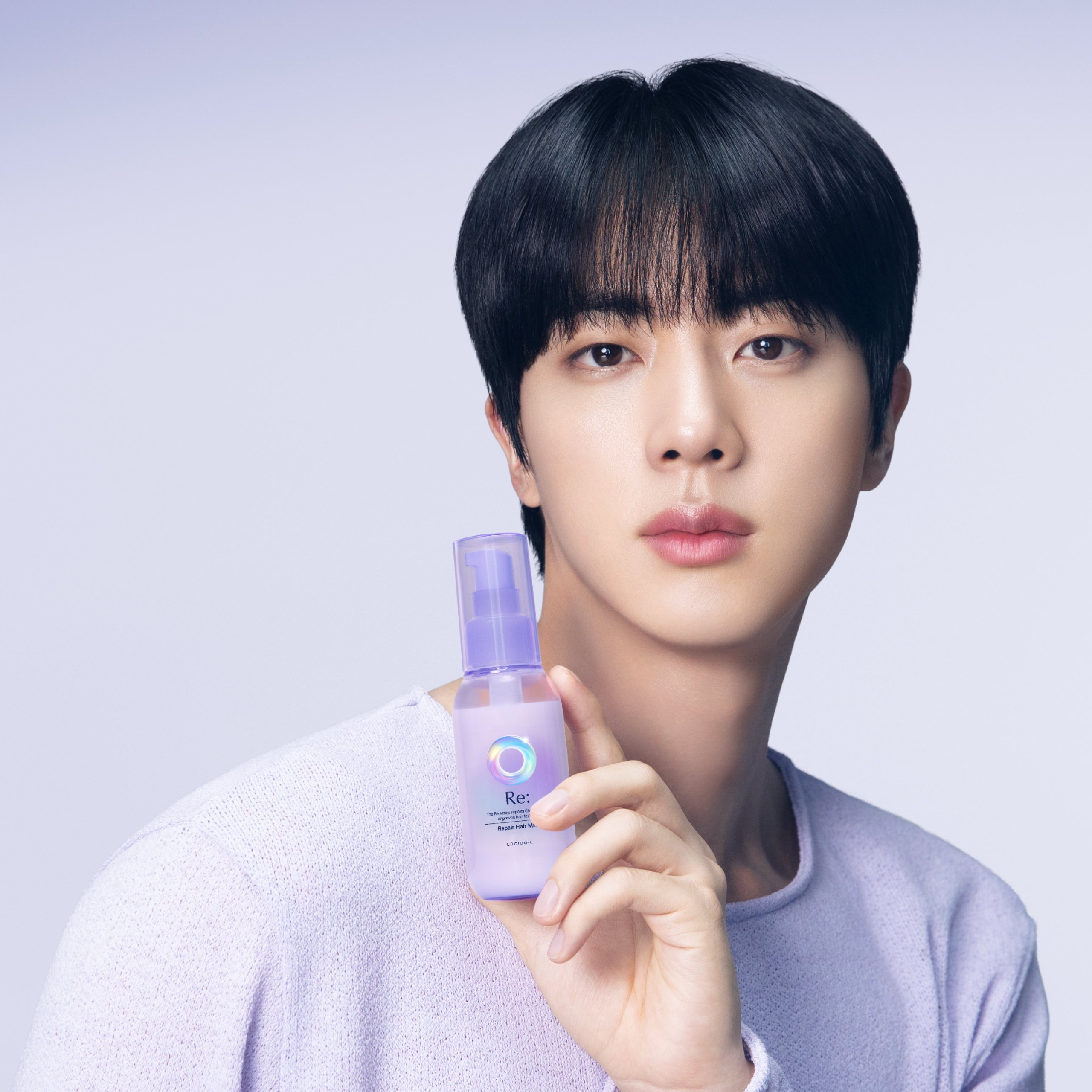 진 (방탄소년단)의 비하인드 컷