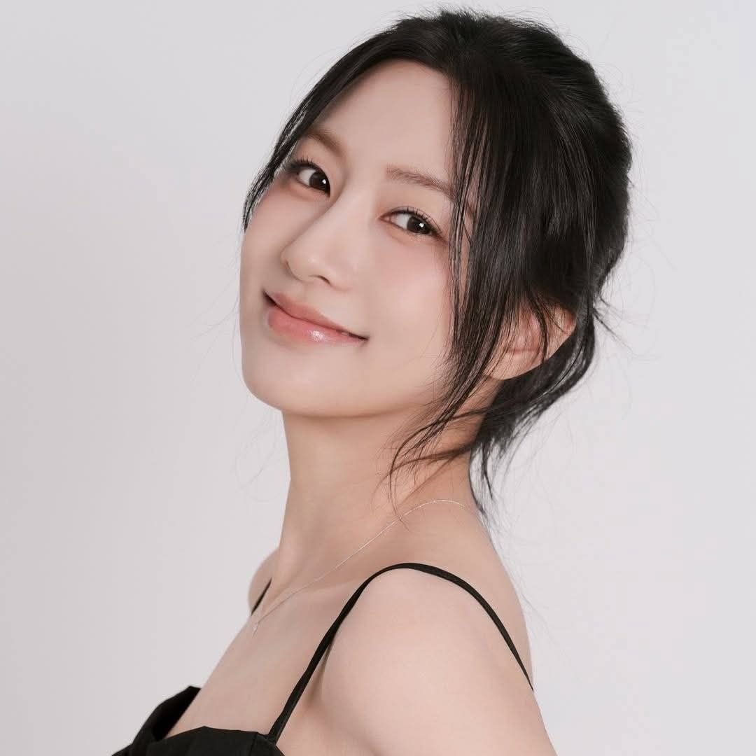 Recent activity shot of Oh Hayoung (Apink)