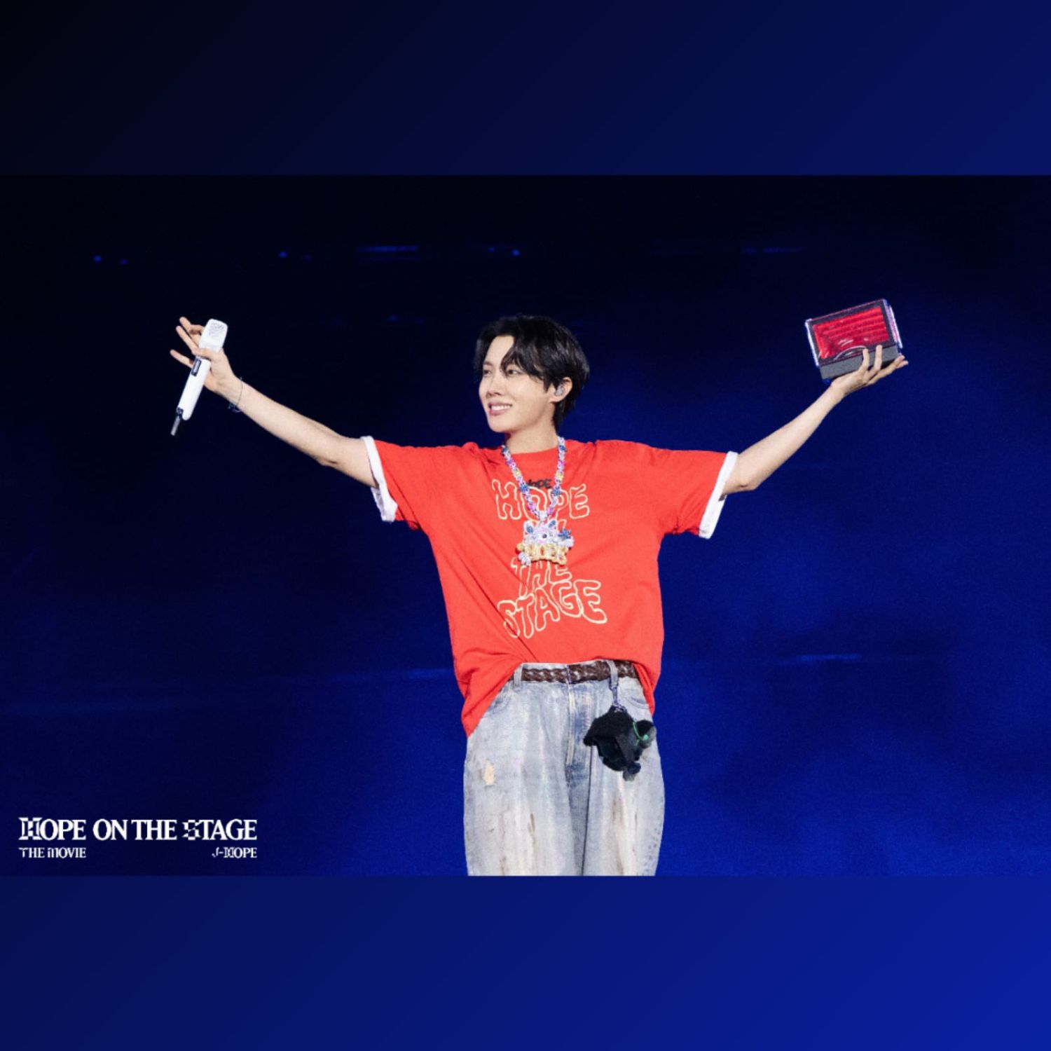 제이홉 (방탄소년단)의 최신 사진