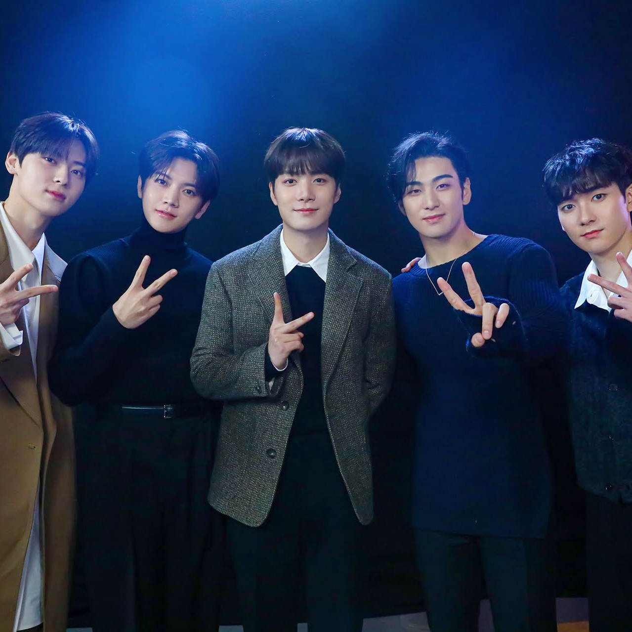Recent activity shot of NU'EST